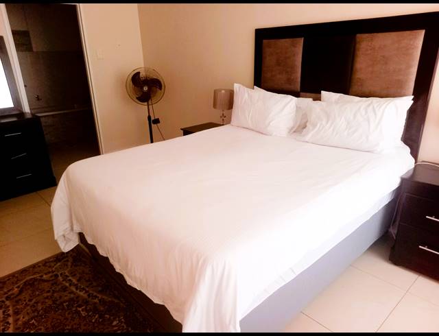 3 bed property for sale in ILLOVO BEACH